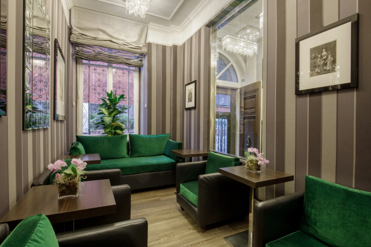 Hotel Royal Court