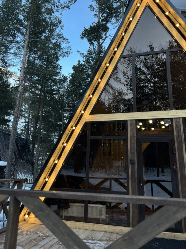 Фотография номера Коттеджа Шале с мангалом от Квартирукинг