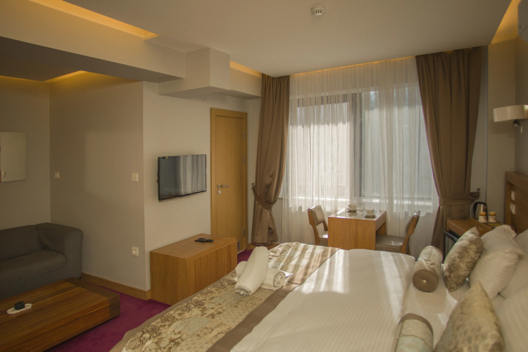 Won Plaza Apart-hotel