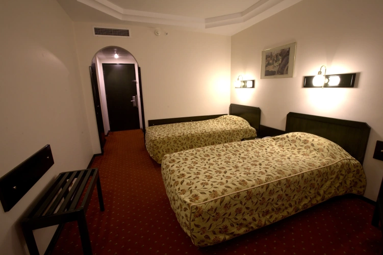 Standard Triple room with sea view