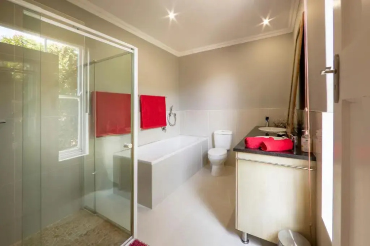 B's Place Guest House