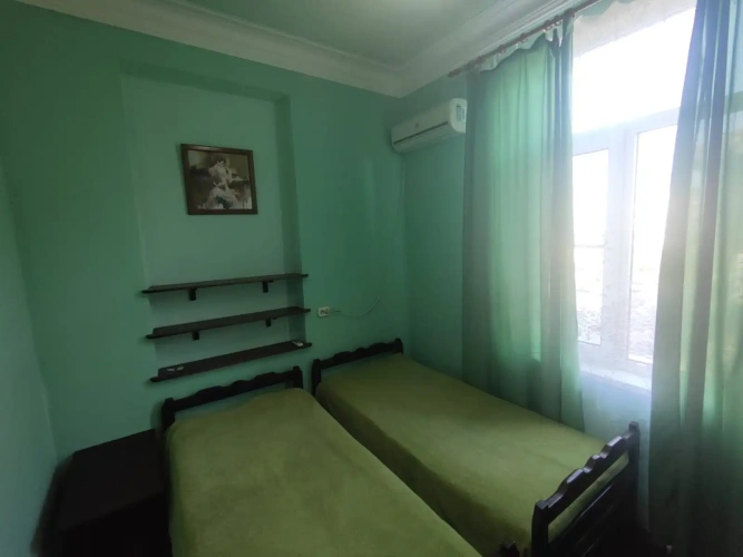 Economy room