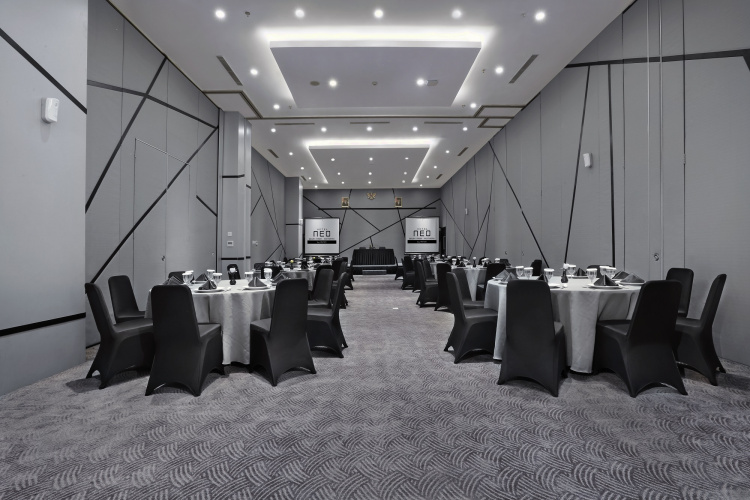 Neo Gajah Mada, Pontianak Hotel