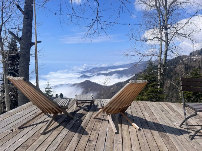 Gornyy priyut Atmosfera Glamping