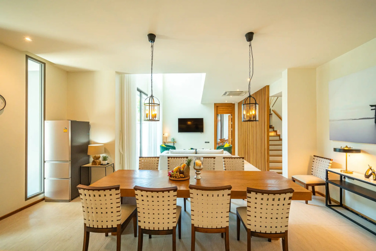 Teak 5 Bed Luxurious Pool 117 Villa
