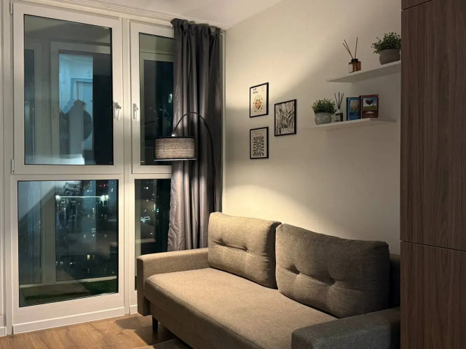 Studiya na Sutki Flat