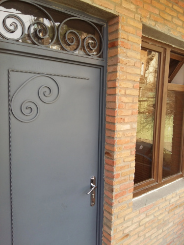 Teonas Guest House
