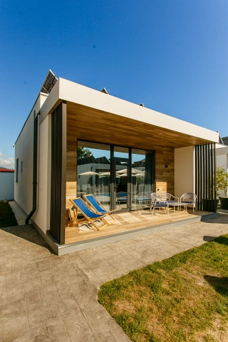 2 Bedrooms Cottage with pool view