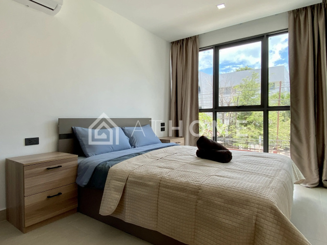 Breeze Beachside 203 Apartments