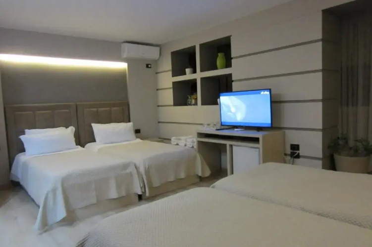 Freddys Hotel