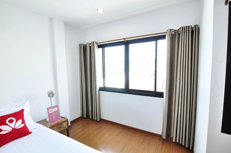 ZEN Rooms Suthisan Hotel