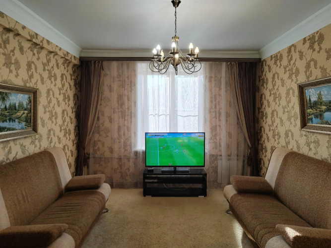 Фотография номера квартиры Квартира Большая Двухкомнатная Сталинка на Проспекте Ленина