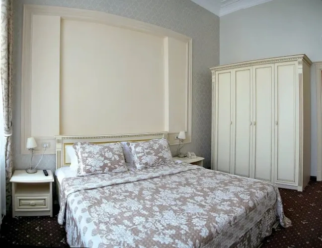 Standard Double room with view