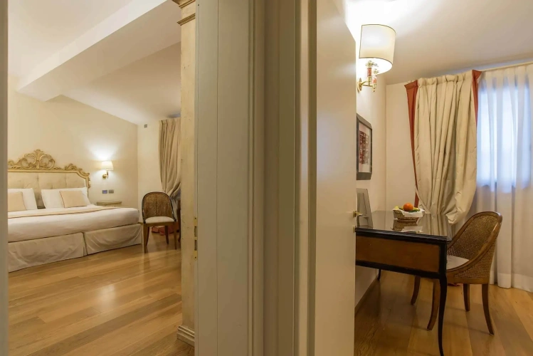Double Suite