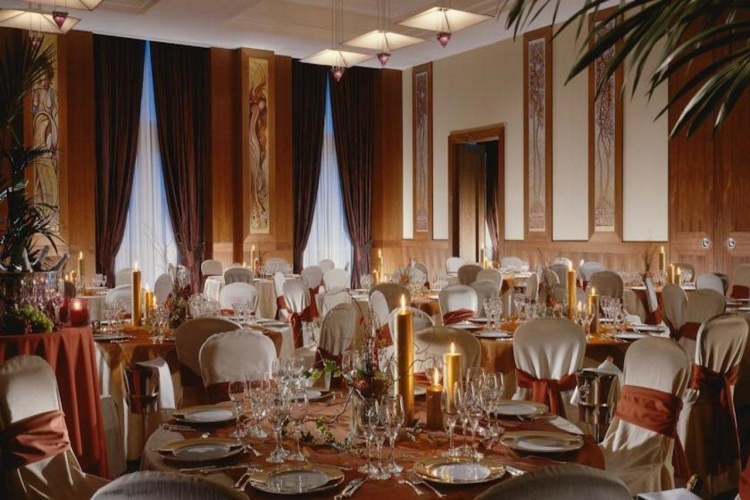 Canary Riverside Plaza Hotel photo 50