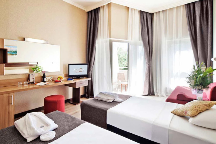 Sueno Hotels Beach Side