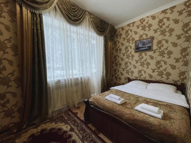 Фотография номера мини отеля Снежная Королева Домбай