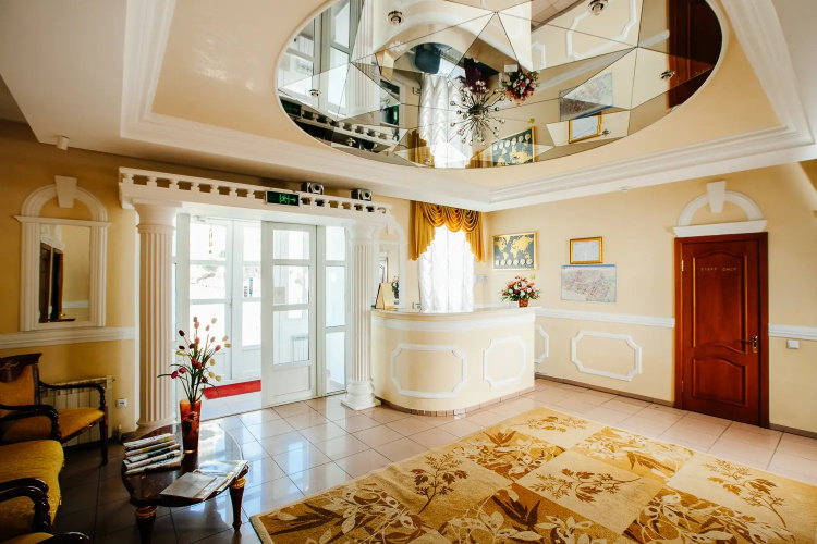 Business Hotel