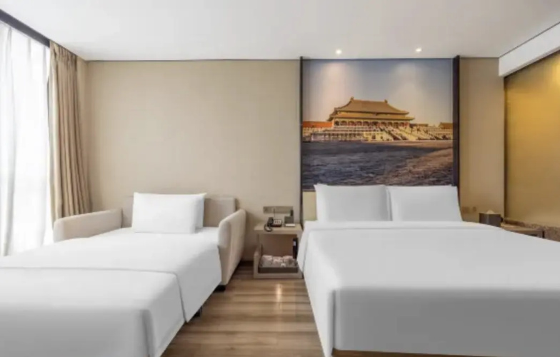 Deluxe Family room with city view