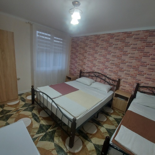 Economy Triple room