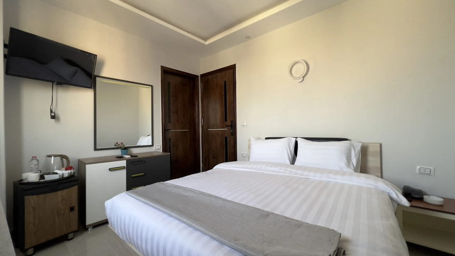 Pyramids Tour View Inn Hotel