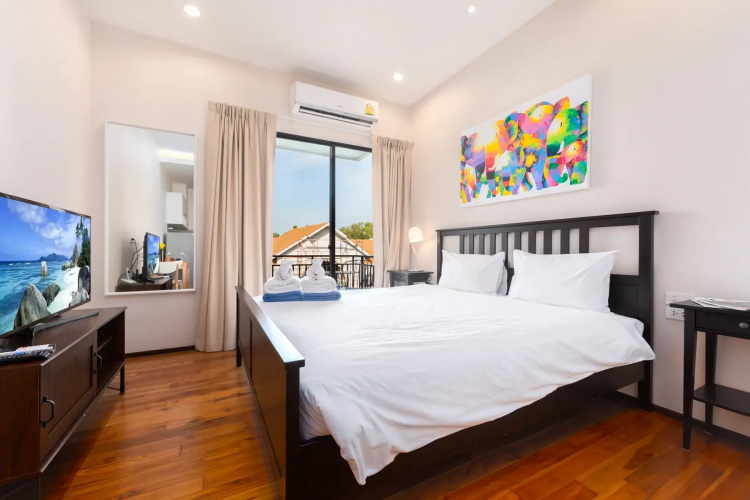 Suite Talaud Rawai Beachfront by TropicLook Apartments