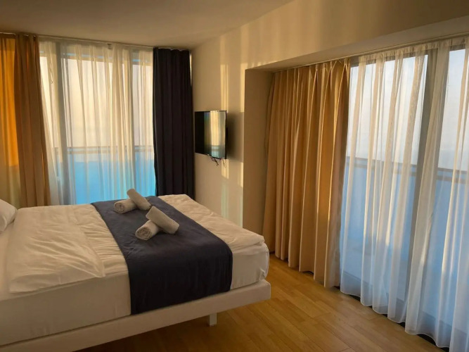 Фотография номера квартиры Апартаменты Прекрасные с Видом на Море с 34 Этажа