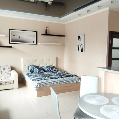 V Samom Tsentre Goroda U Amfiteatra Flat
