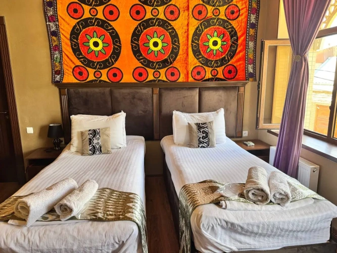 Economy Twin room with city view