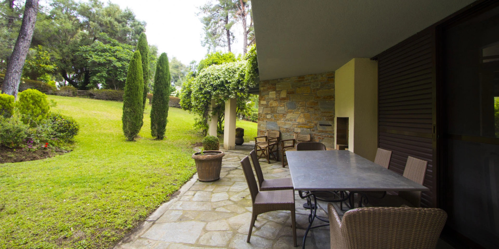 Araucaria Shared Pool Sani Villa