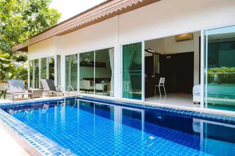 2 Bedrooms Standard Villa with balcony and with pool view