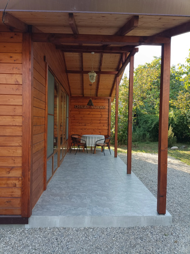 Chalet Vardan Bungalow