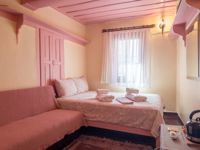 Tarihi Rum Konağı Antikhan Bed&breakfast - Cunda Adası