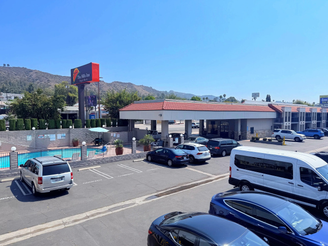 The Hills Inn Eagle Rock Near Old Town Pasadena Hotel