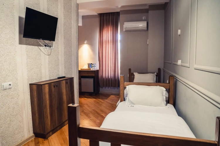 Economy Twin room with view