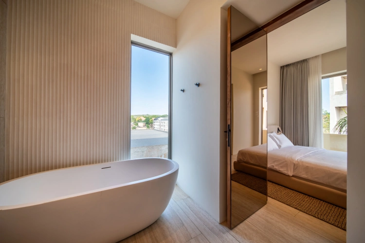 Apartment with balcony and with ocean view
