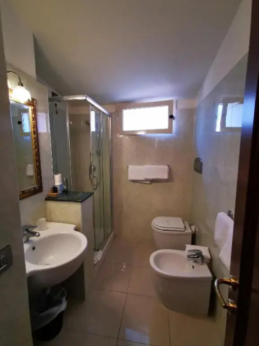 Hieracon Hotel