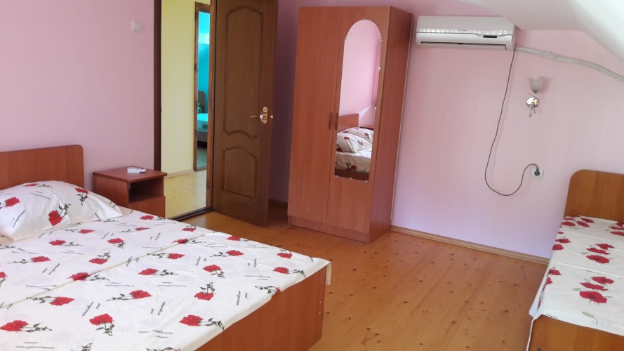Standard Triple room with balcony and with view