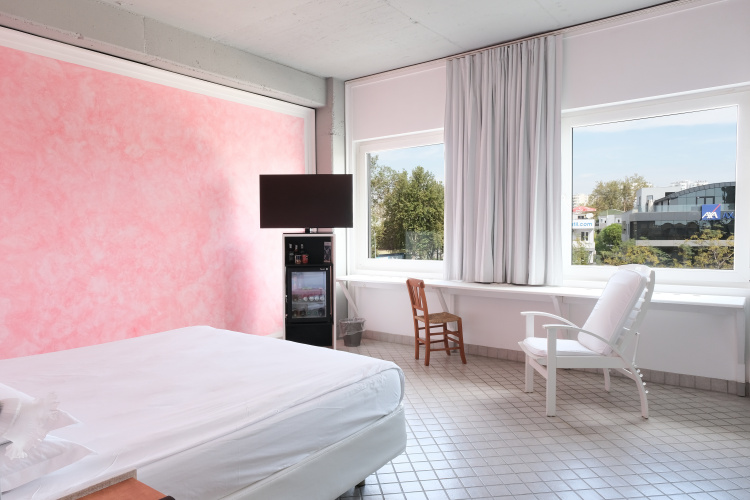 Double room with city view