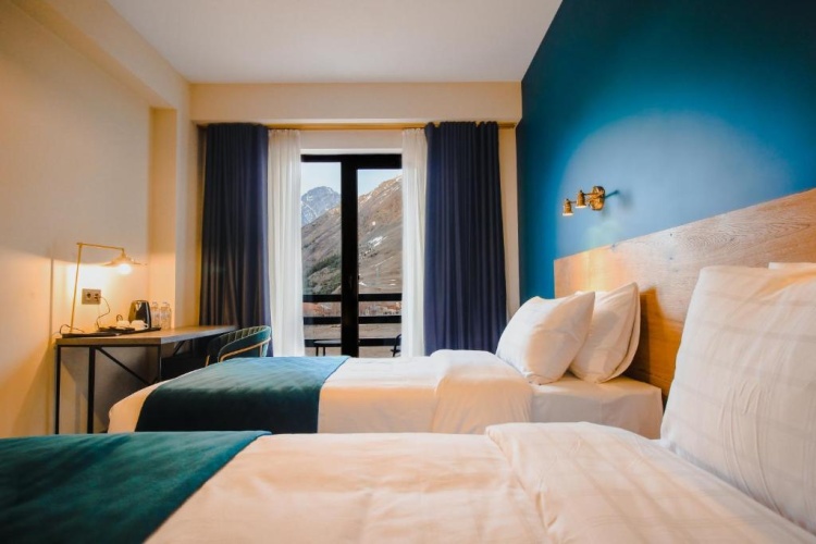 Standard Double room with balcony and with view