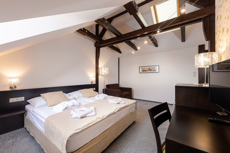 Deluxe Double room with view