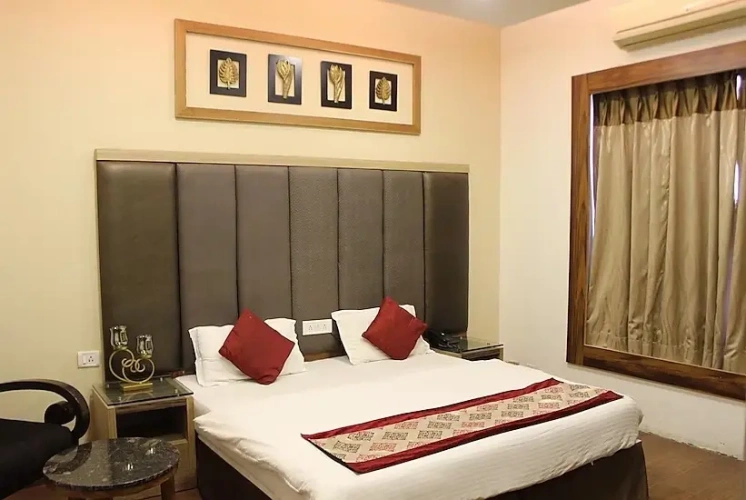 Economy room