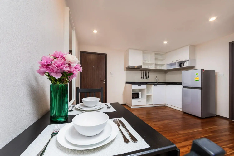 Suite Selayar Rawai Beachfront Title Condo Apartments
