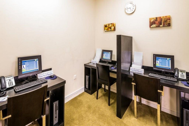 Holiday Inn Express Dubai Airport photo 11