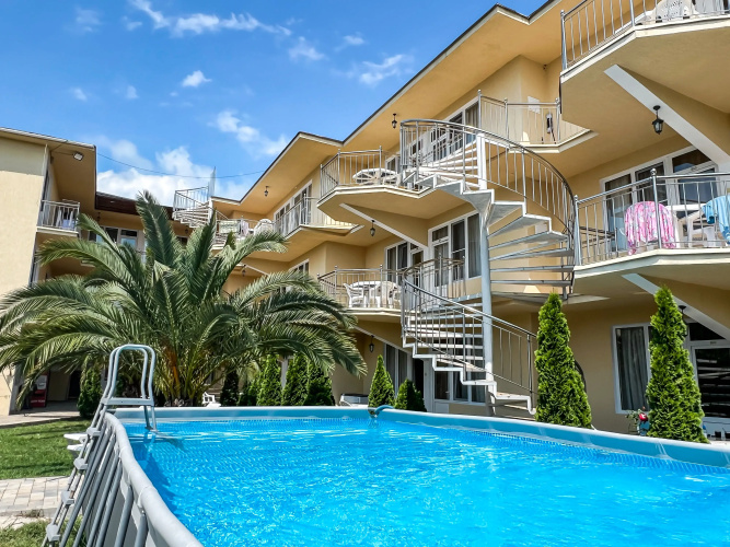 Diva Hotel