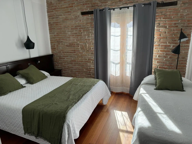 Triple room