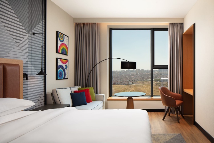 Deluxe Double room with city view