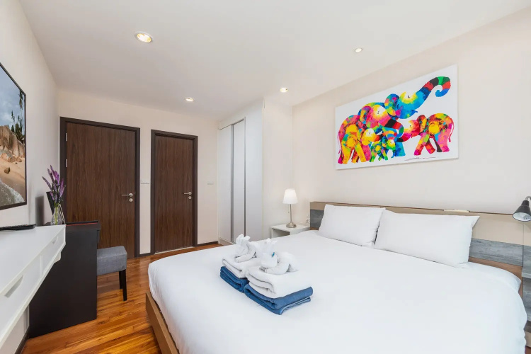 Suite Selayar Rawai Beachfront Title Condo Apartments