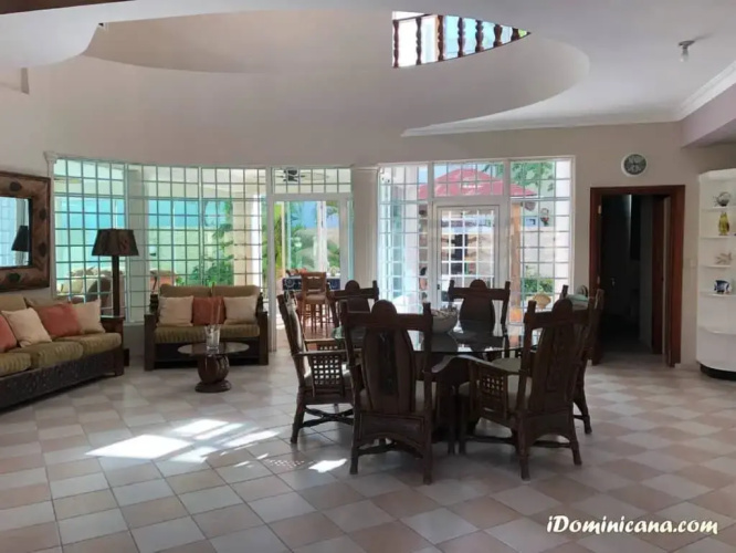 4/2 Swimming Pool Villa