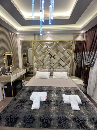 TH Old City Hotel